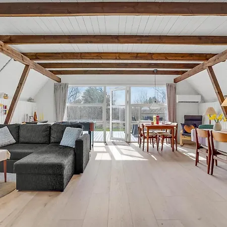 3 Bedroom Gorgeous In *