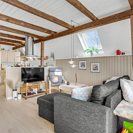 3 Bedroom Gorgeous In Prázdninový dům Skjern